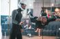 ThumbnailEin Instructor und ein Gast sind im Windkanal in der Jochen Schweizer Arena
